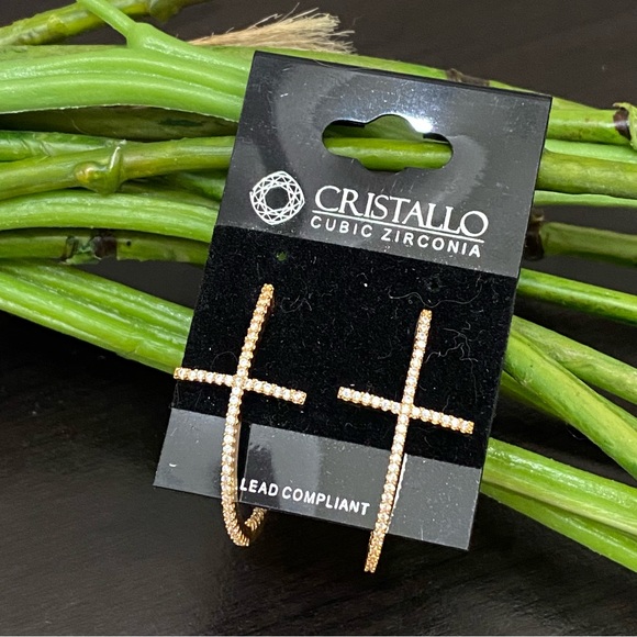 Cristallo Cubic Zirconia Gold tone Cross Post Earrings - Picture 1 of 11